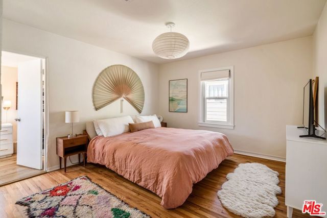5368 Oakland Street photo 12