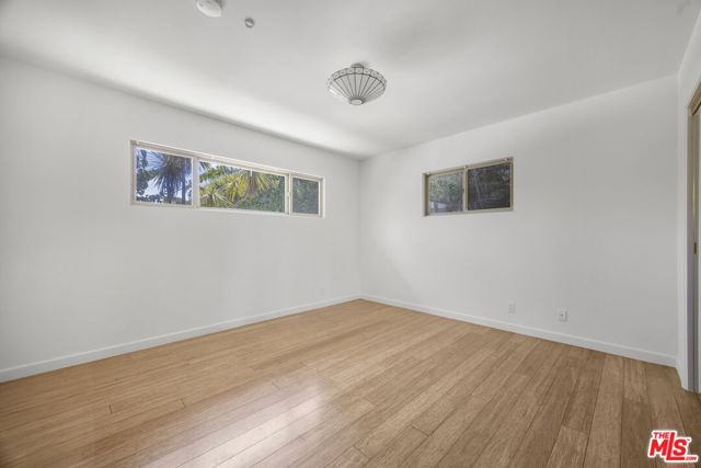 3133 Barbydell Drive, Los Angeles CA: https://media.crmls.org/mediaz/4f977a83-e134-43c0-bf9c-44fa87e2884a.jpg