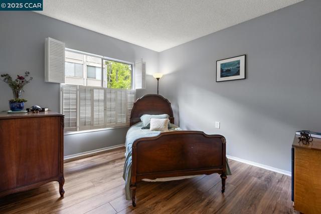 1244 Singingwood Ct., Walnut Creek CA: https://media.crmls.org/mediaz/4f98fdd2-5283-461e-9dee-354bcca48283.jpg