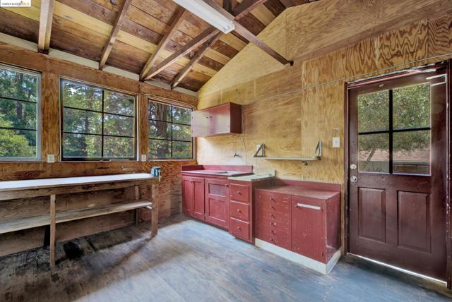 Image 58 of 60 For 2976 Joaquin Miller Rd