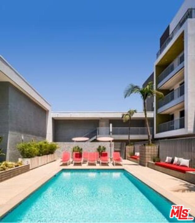 7141 Santa Monica Boulevard, West Hollywood CA: https://media.crmls.org/mediaz/4f997af0-1a1d-4bbd-bc00-c7aa1cd9535d.jpg
