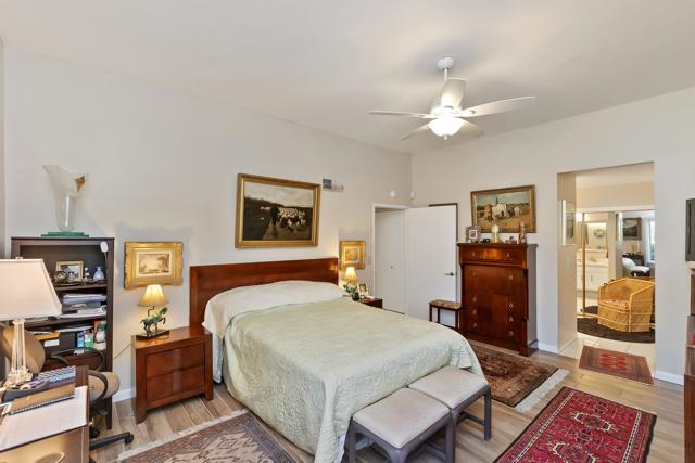 72416 Sommerset Drive, Palm Desert CA: https://media.crmls.org/mediaz/4f9a2d1d-a9b2-470a-a646-37f966b8c97d.jpg
