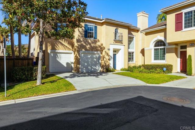 Detail Gallery Image 2 of 47 For 230 Venetia Way, Oceanside,  CA 92057 - 3 Beds | 2/1 Baths