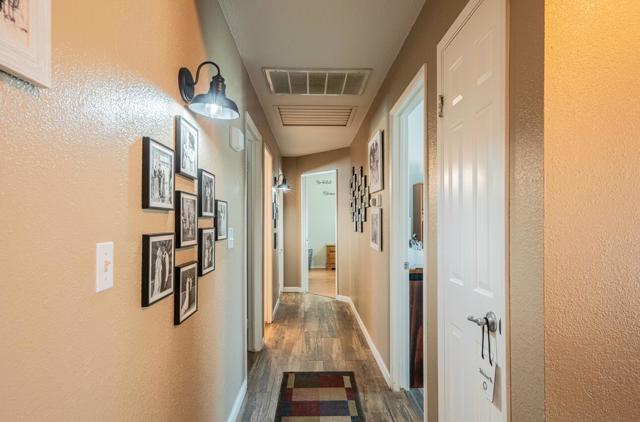 26891 Fonda Avenue, Madera CA: https://media.crmls.org/mediaz/4f9b0fc5-c16f-4baa-9835-e14785b4c103.jpg