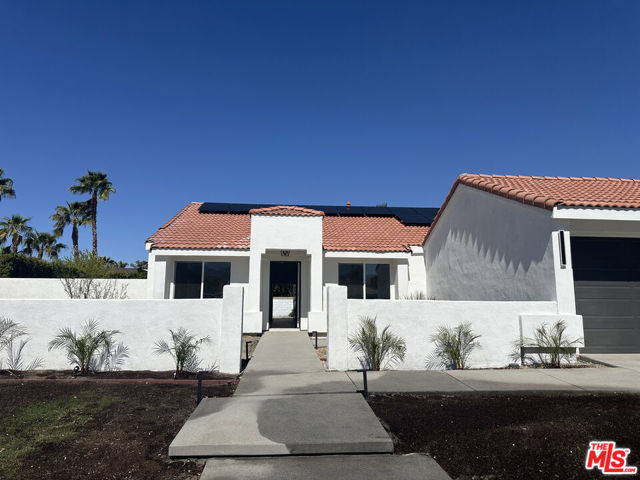 Image 4 of 44 For 70725 Ironwood Drive