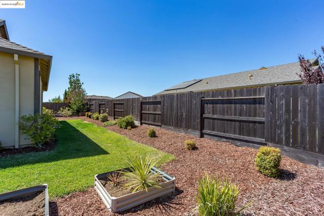 4508 Lincoln Lndg, Rio Vista CA: https://media.crmls.org/mediaz/4f9bd8ac-35eb-4252-855f-b3f6ae285fa1.jpg