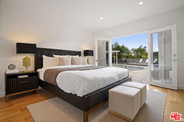 15224 Encanto Drive, Sherman Oaks CA: https://media.crmls.org/mediaz/4f9bef23-075b-439d-929d-2dc95f302eb7.jpg