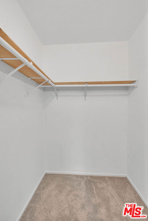 8741 Darby Avenue, Northridge CA: https://media.crmls.org/mediaz/4f9c0503-dd6f-4b0d-bc1d-dd96bf9a7c8c.jpg