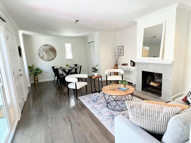 1919 Alameda De Las Pulgas, San Mateo CA: https://media.crmls.org/mediaz/4f9c127c-0dc5-497a-b3bd-a149c3094f89.jpg