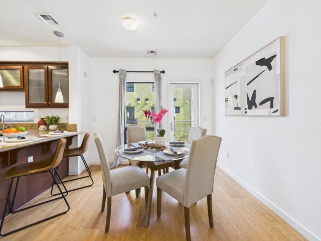 904 Zephyr Drive, Oakland CA: https://media.crmls.org/mediaz/4f9c1a94-bbf5-4e6b-bbc9-3abcc1f383c3.jpg