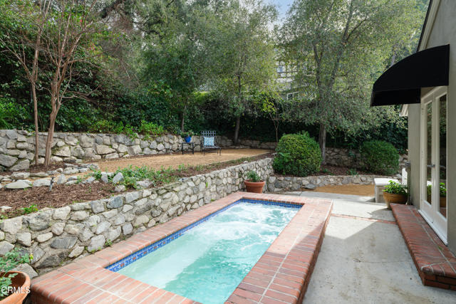 Detail Gallery Image 46 of 74 For 3232 Vickers Dr, Glendale,  CA 91208 - 3 Beds | 2 Baths