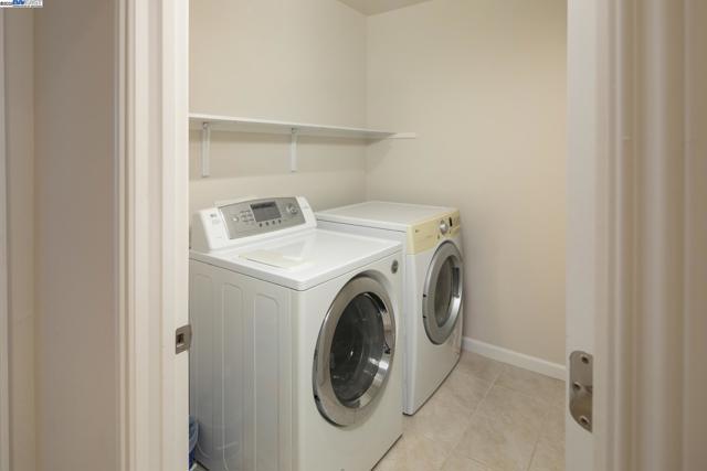 17819 Banks Street, Marina CA: https://media.crmls.org/mediaz/4f9d7dc3-ef91-4b70-af12-4b86ef6a9939.jpg