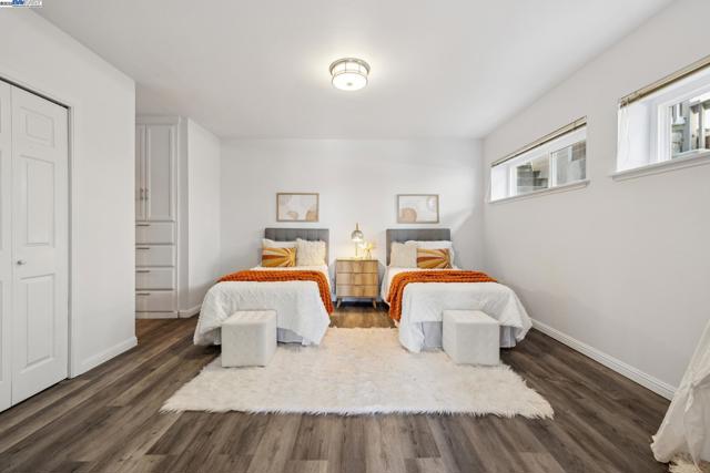 2140 Pullman Ave, Belmont CA: https://media.crmls.org/mediaz/4f9dd14c-8761-4266-9f33-97c60b3e23c8.jpg