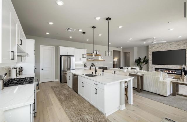 51720 Marquis Lane, La Quinta CA: https://media.crmls.org/mediaz/4f9ebc6d-0661-4849-899e-263facf5491e.jpg