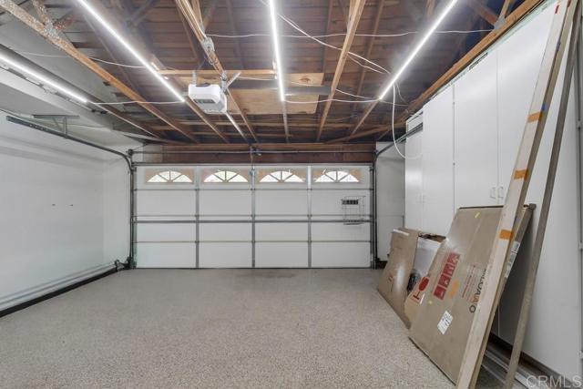 12580 Oaks North Drive, San Diego CA: https://media.crmls.org/mediaz/4f9f4272-67cf-4c05-bf14-dffca616aa95.jpg