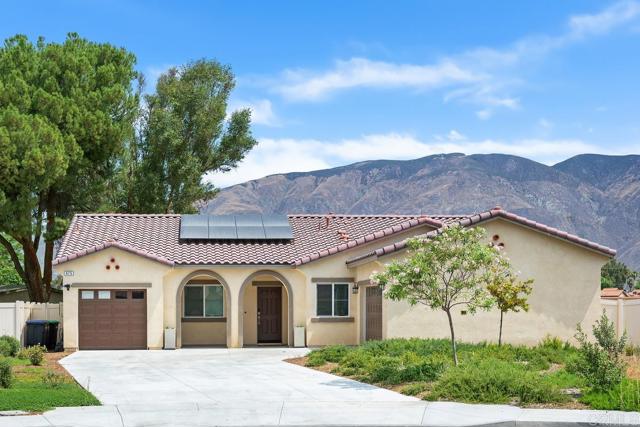 Detail Gallery Image 2 of 11 For 475 W Camellia Way, San Jacinto,  CA 92583 - 5 Beds | 2/1 Baths