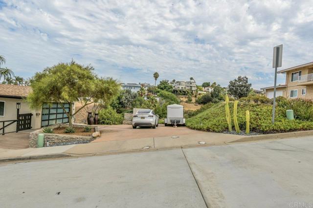 Detail Gallery Image 5 of 27 For 3546 Trenton Ave, San Diego,  CA 92117 - – Beds | – Baths