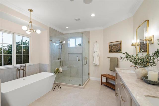 1750 Vista Del Sur, Gilroy CA: https://media.crmls.org/mediaz/4fa0dffe-c826-4766-9045-a50a8b7debc9.jpg