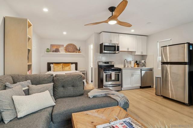 4851 Narragansett Ave, San Diego CA: https://media.crmls.org/mediaz/4fa136ba-0f11-47bc-b0cc-e663d1a19019.jpg