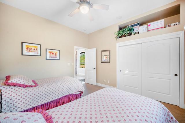 5500 Rio Cascada,  CA: https://media.crmls.org/mediaz/4fa19b31-87ee-4a64-9fa2-412fc824d901.jpg