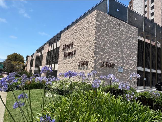 2500 Torrey Pines Road, La Jolla CA: https://media.crmls.org/mediaz/4fa1b585-d9fa-4c66-91cb-e6a7c2b98f16.jpg