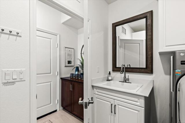 42940 Ascona Lane, Indio CA: https://media.crmls.org/mediaz/4fa1d8d4-f4a3-4ba2-8f80-831f555802f1.jpg