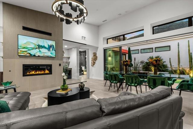143 Obsidian Loop N, Palm Springs, CA 92264