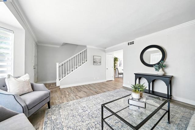 824 Royal Ann Ln, Concord CA: https://media.crmls.org/mediaz/4fa366c0-d9b3-4f62-ac50-ced60f1ef75f.jpg