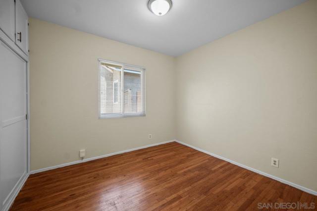 3711 Fairway Dr, La Mesa CA: https://media.crmls.org/mediaz/4fa380d4-cc8c-42b4-8ecf-d6b0b9076a01.jpg