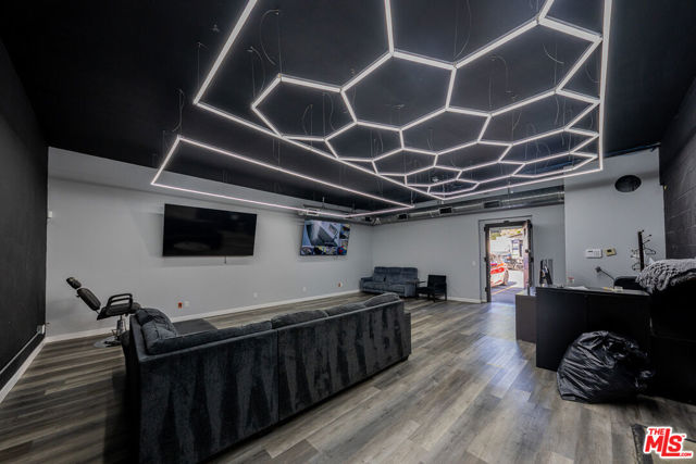  Commercial for Sale in Panorama City, California