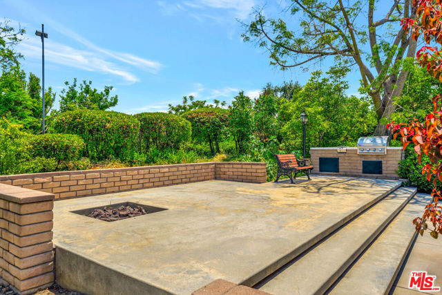 1100 Rodeo Road, Arcadia CA: https://media.crmls.org/mediaz/4fa53c7a-0e2c-4313-bd16-dee333b92245.jpg