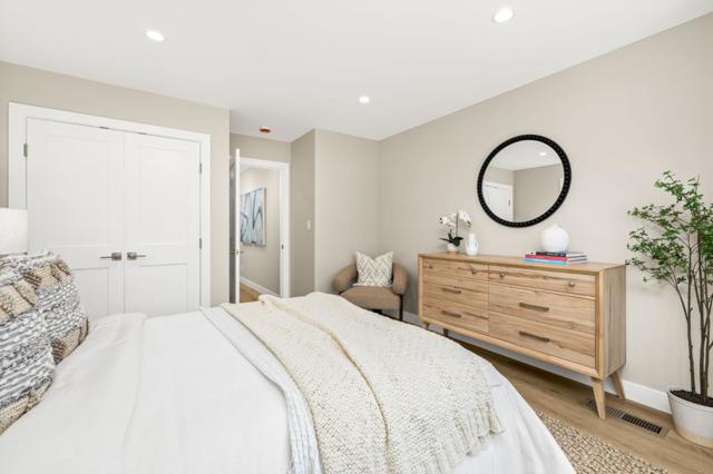 849 Elm Street, San Carlos CA: https://media.crmls.org/mediaz/4fa61bea-4557-402b-9440-600cb1286da6.jpg