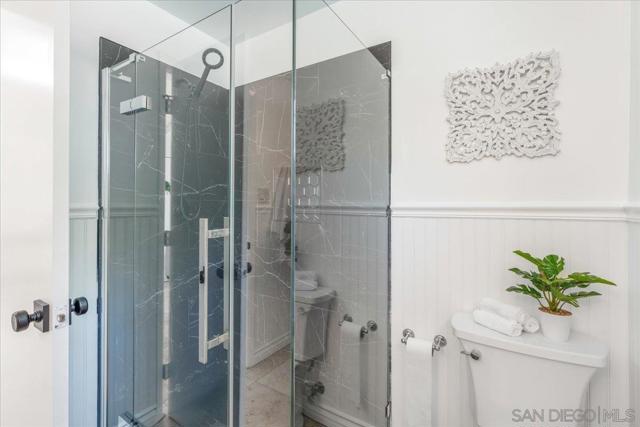 2602 N Louise, Santa Ana CA: https://media.crmls.org/mediaz/4fa73a58-4ea6-4ec5-ae55-c31613d78921.jpg