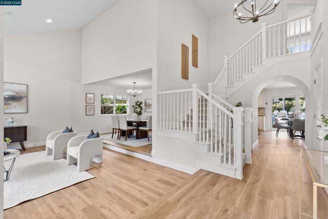 410 Hampton Court, San Ramon CA: https://media.crmls.org/mediaz/4faa6591-637a-4c58-87ad-a06a9078b792.jpg
