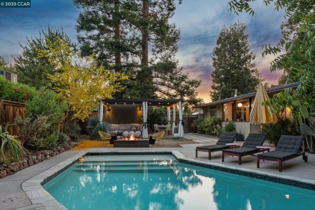 232 Clyde Dr, Walnut Creek CA: https://media.crmls.org/mediaz/4faacd9a-8f97-43b3-b497-7f707f4618b1.jpg