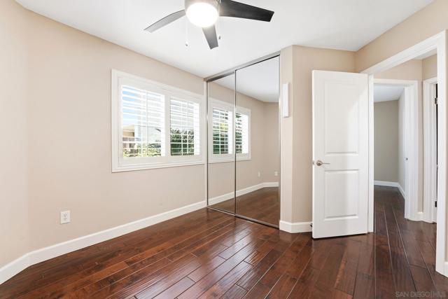 10462 Rancho Carmel Dr, San Diego CA: https://media.crmls.org/mediaz/4fab4725-b33b-4c67-bfbb-4bce44d0b0fc.jpg