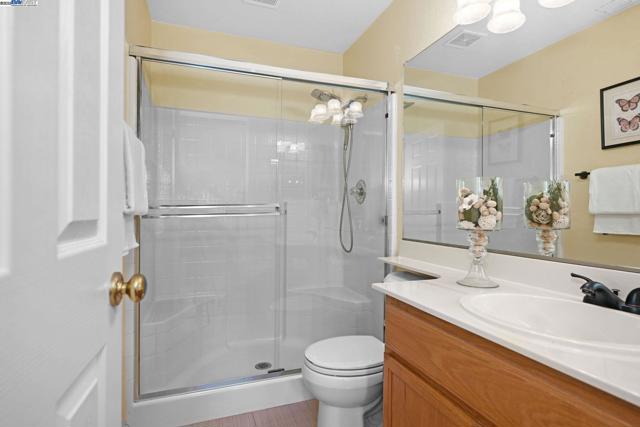 96 Trixie Dr, Livermore CA: https://media.crmls.org/mediaz/4fac28e1-8295-44cf-a0eb-ffa1e7d92ec8.jpg