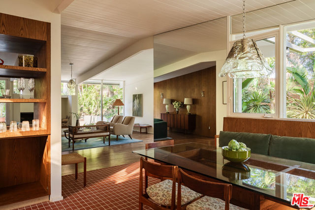 8945 Wonderland Park Avenue, Los Angeles CA: https://media.crmls.org/mediaz/4fac387c-787c-46b1-81c9-e9456ab73ad8.jpg