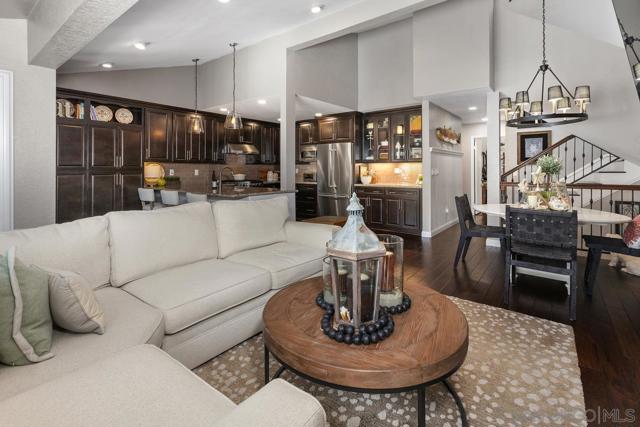 4533 Gesner St, San Diego CA: https://media.crmls.org/mediaz/4fac6005-289f-4552-9579-ab119c4ad739.jpg