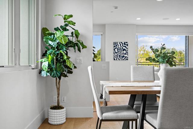 Detail Gallery Image 23 of 69 For 301 Juniper Ave, Carlsbad,  CA 92008 - 3 Beds | 3/1 Baths