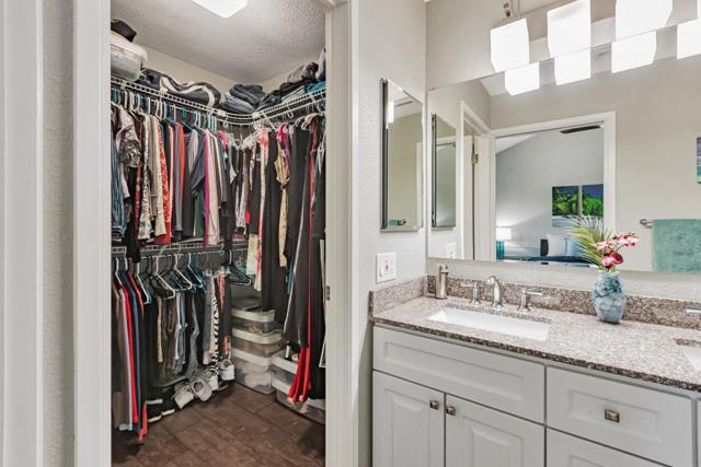 4337 Lake Santa Clara Drive, Santa Clara CA: https://media.crmls.org/mediaz/4fae7f8a-7e01-4725-91e1-f52953d56349.jpg