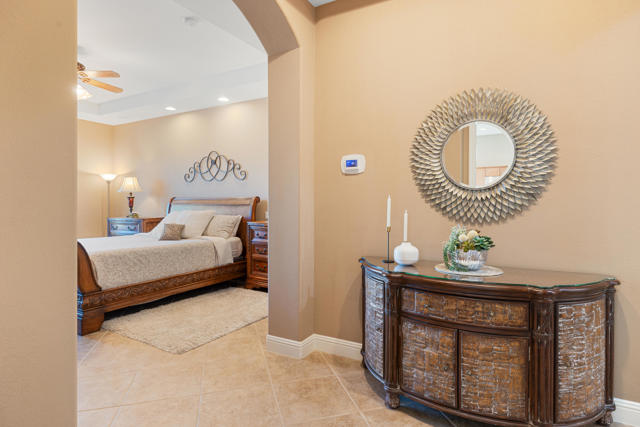 50605 Verano Drive, La Quinta CA: https://media.crmls.org/mediaz/4faf0192-4894-443c-8c07-baabaf5c21e9.jpg