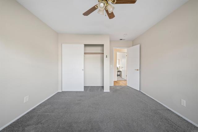 Detail Gallery Image 21 of 28 For 1227 Dolphin Cir, Vista,  CA 92084 - 4 Beds | 2 Baths