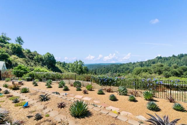 2053 Weston Road, Scotts Valley CA: https://media.crmls.org/mediaz/4faff04d-a1e1-4e96-9021-96041c767035.jpg