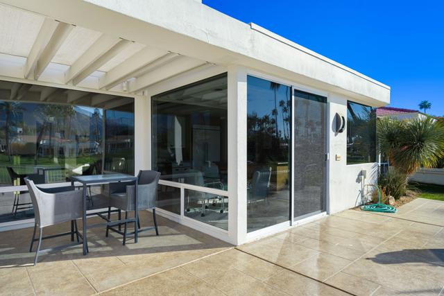 75315 Saint Andrews Court, Indian Wells CA: https://media.crmls.org/mediaz/4fb0a8ab-3621-4c8b-8136-a1ee4a81ebf8.jpg
