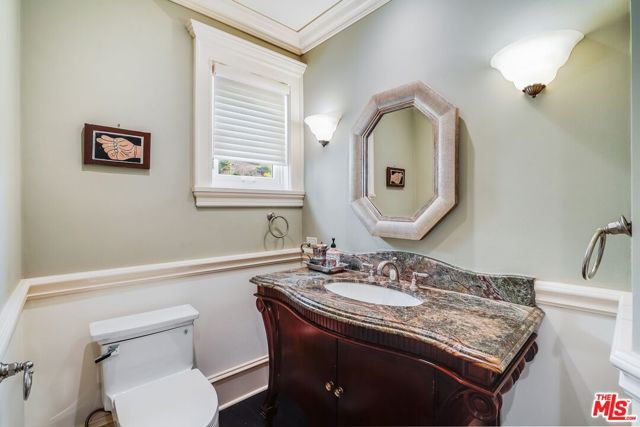 6277 Sea Star Drive, Malibu CA: https://media.crmls.org/mediaz/4fb0aa5c-0f79-4080-b56c-567198ca7bb5.jpg