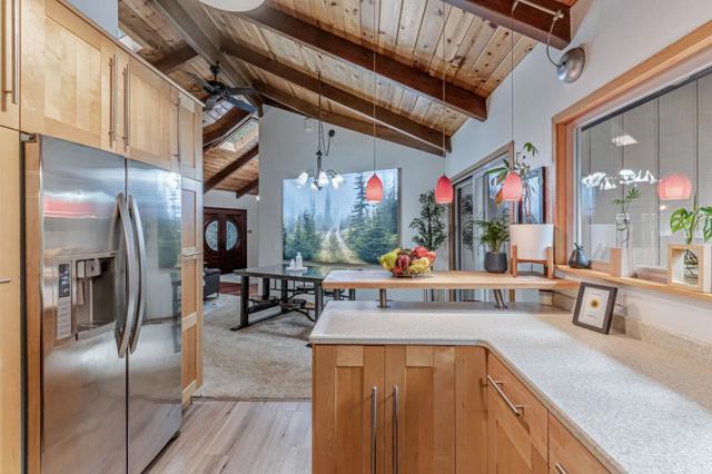 200 View Road, Felton CA: https://media.crmls.org/mediaz/4fb0f14b-ba38-4f7e-91f4-749257922a23.jpg