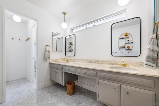 Primary Bath/Spa