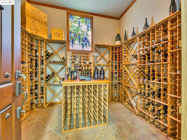 17035 TERMINOUS RD, Isleton CA: https://media.crmls.org/mediaz/4fb25a99-4cf9-466d-abcc-d449cf2f5f51.jpg