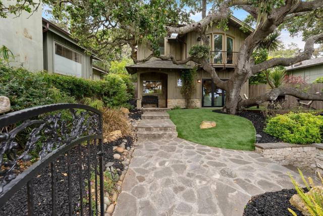5 NE of 4th on Lopez, Carmel CA: https://media.crmls.org/mediaz/4fb578e9-1320-4f3a-a3f5-a8b1d03aabb0.jpg